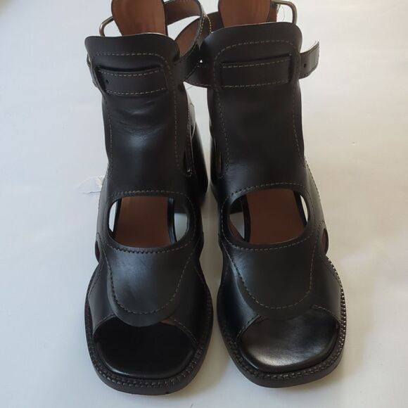 Chloé Black Gaile Leather Sandals Cut Out - Picture 3 of 12